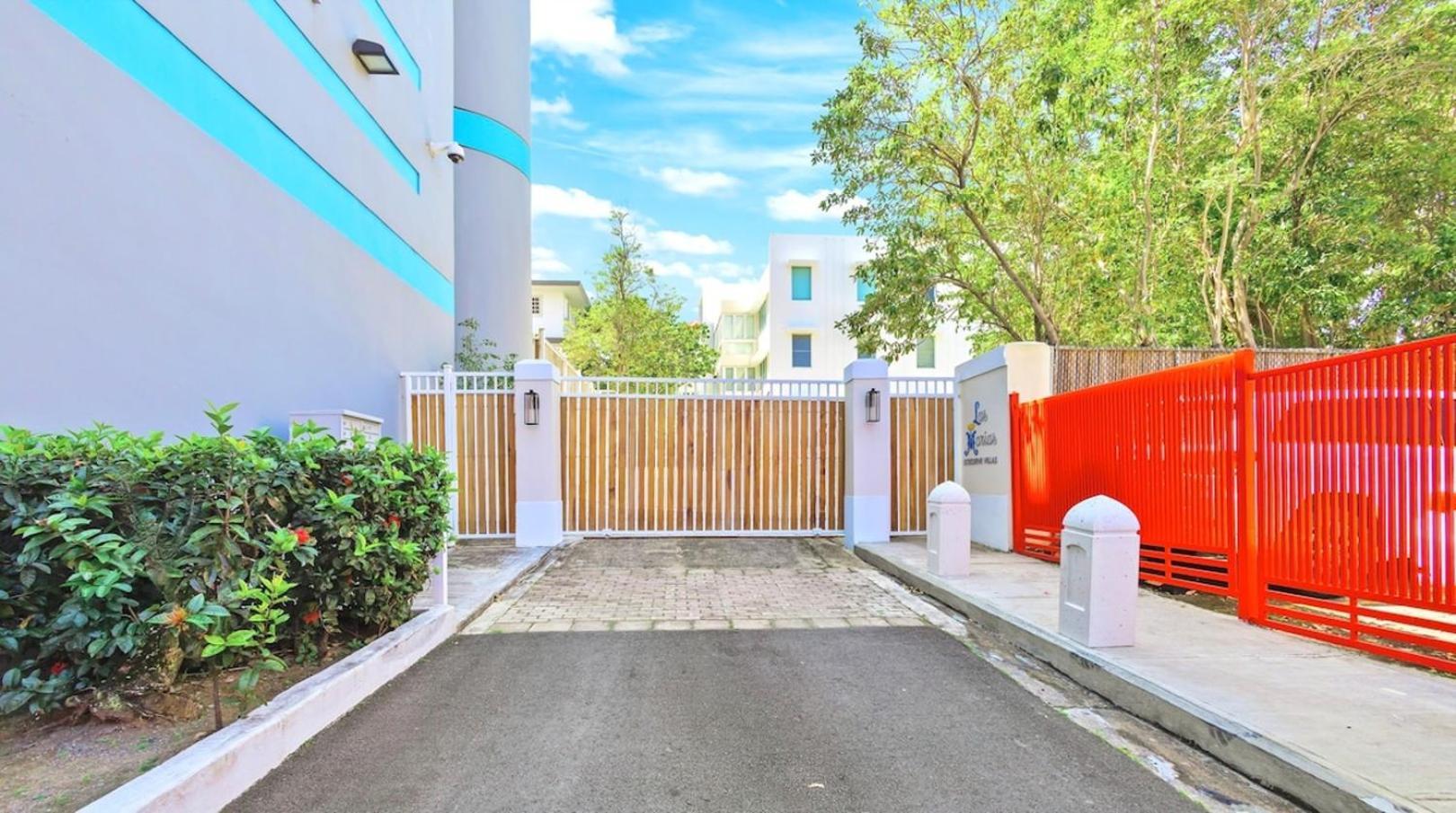 Appartamento Hidden Gem In Miramar- Power Generator- Parking San Juan Esterno foto